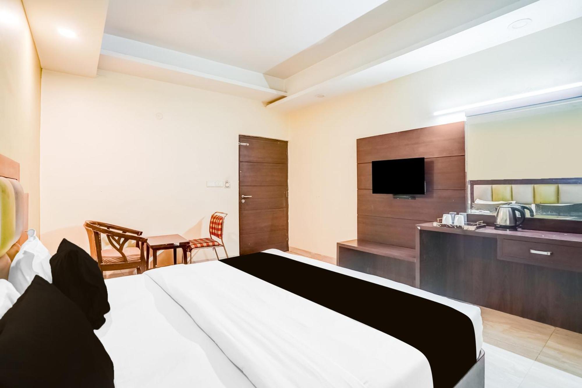 Super Townhouse Sikar Road Jaipur Formerly Hotel Aroma Inn Екстериор снимка